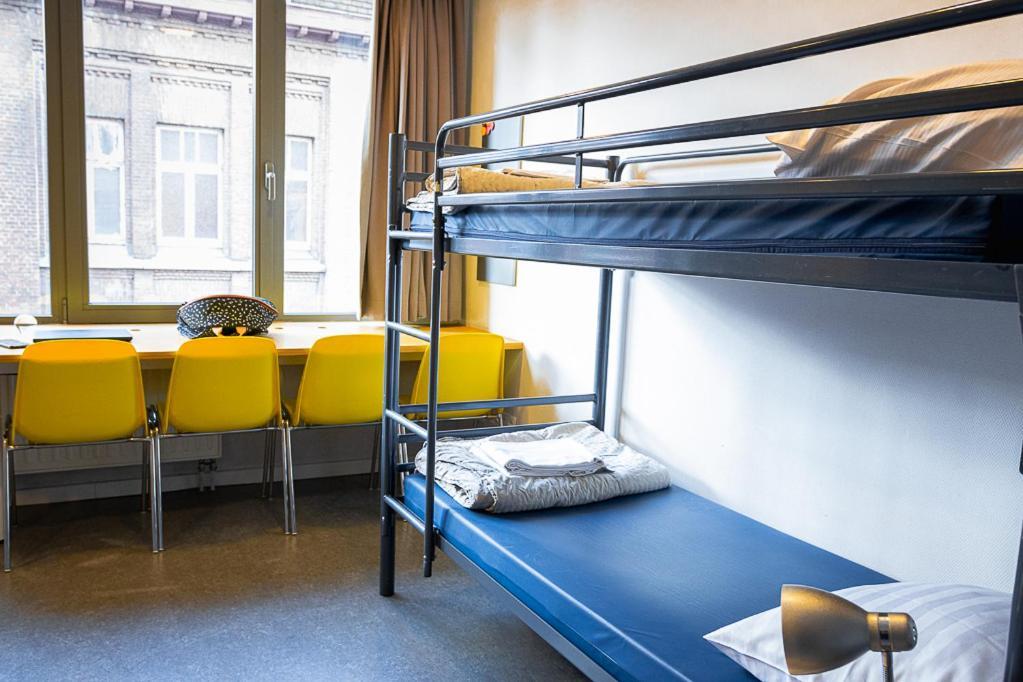 Hostel Van Gogh Брюссель Экстерьер фото